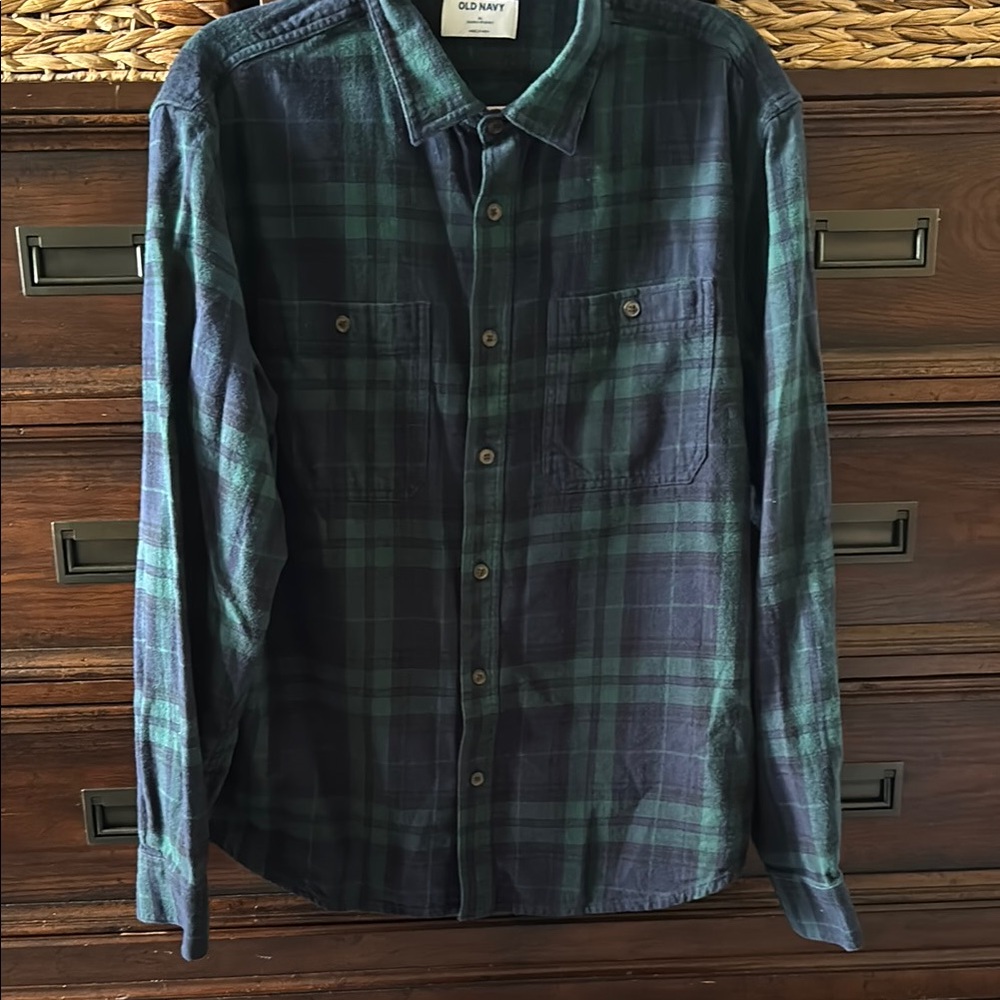 Old Navy Men's Green Plaid Shirt